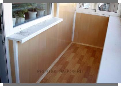 Теплое остекление балкона пластиковыми окнами и электрическим теплым полом в Малаховке