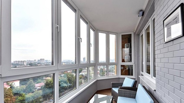 Как правильно застеклить балкон 