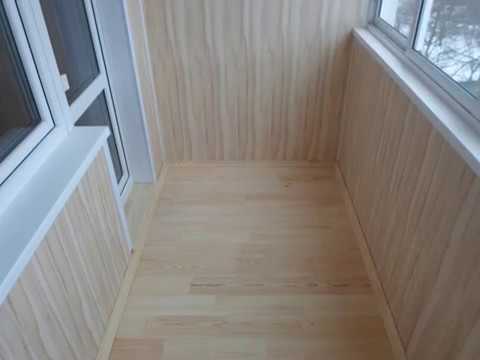 Теплое остекление балкона пластиковыми окнами со змеевидным водяным теплым полом в Малаховке