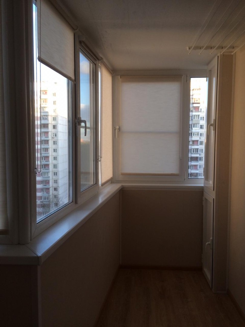 Теплое остекление профилем Rehau и монтаж 2х шкафов