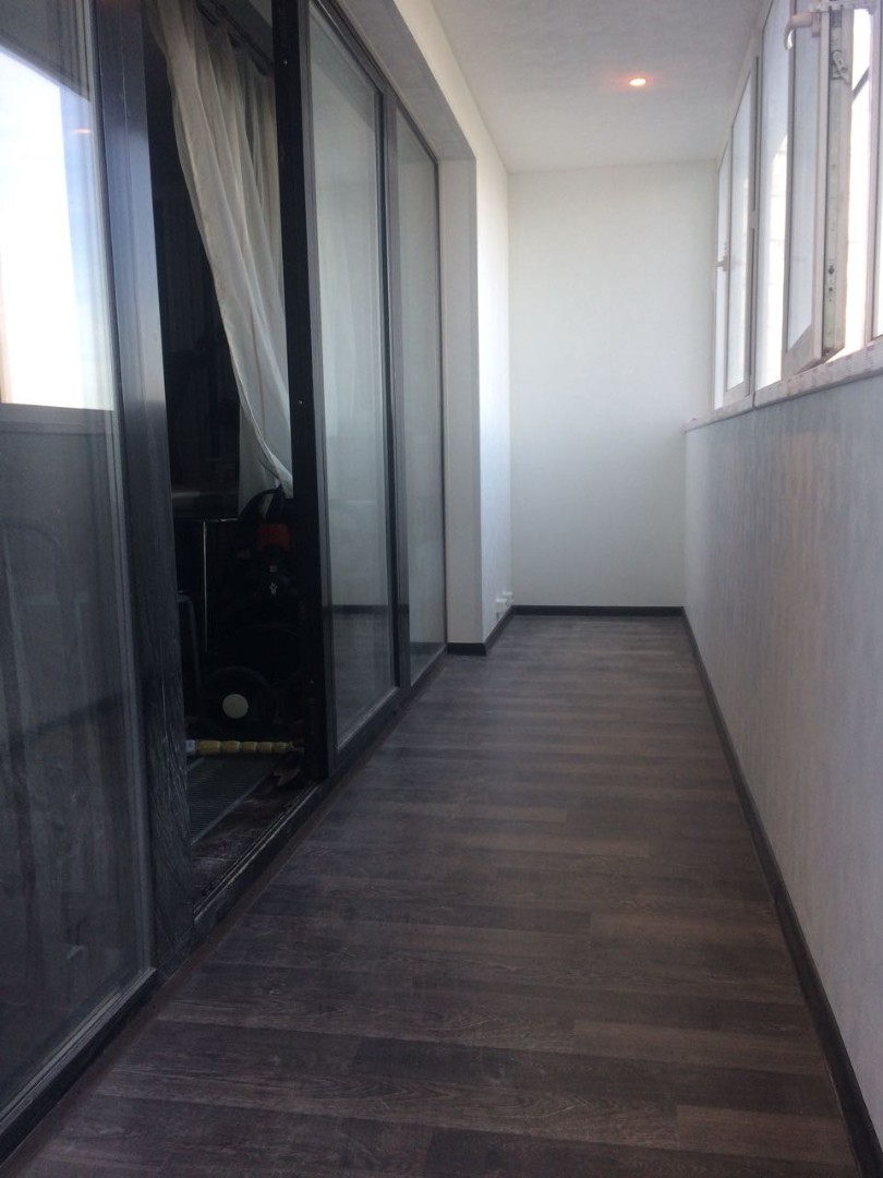 Теплое остекление профилем Rehau и объединение балкона с комнатой в Малаховке